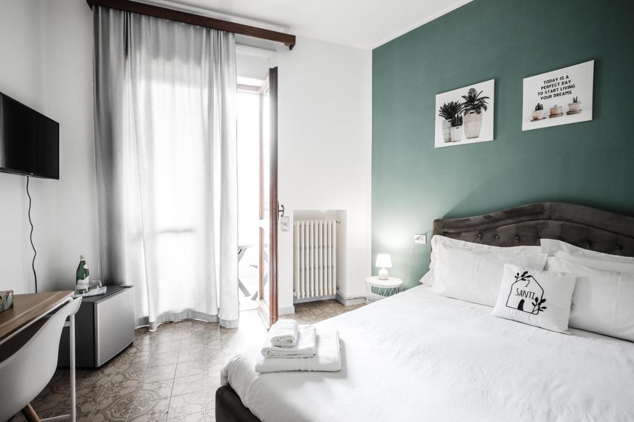 2 Santi - Suite And Rooms Lecce Kültér fotó